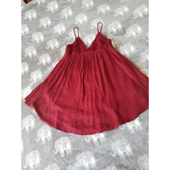 Burgundy Red Dress - Picture 8 of 8